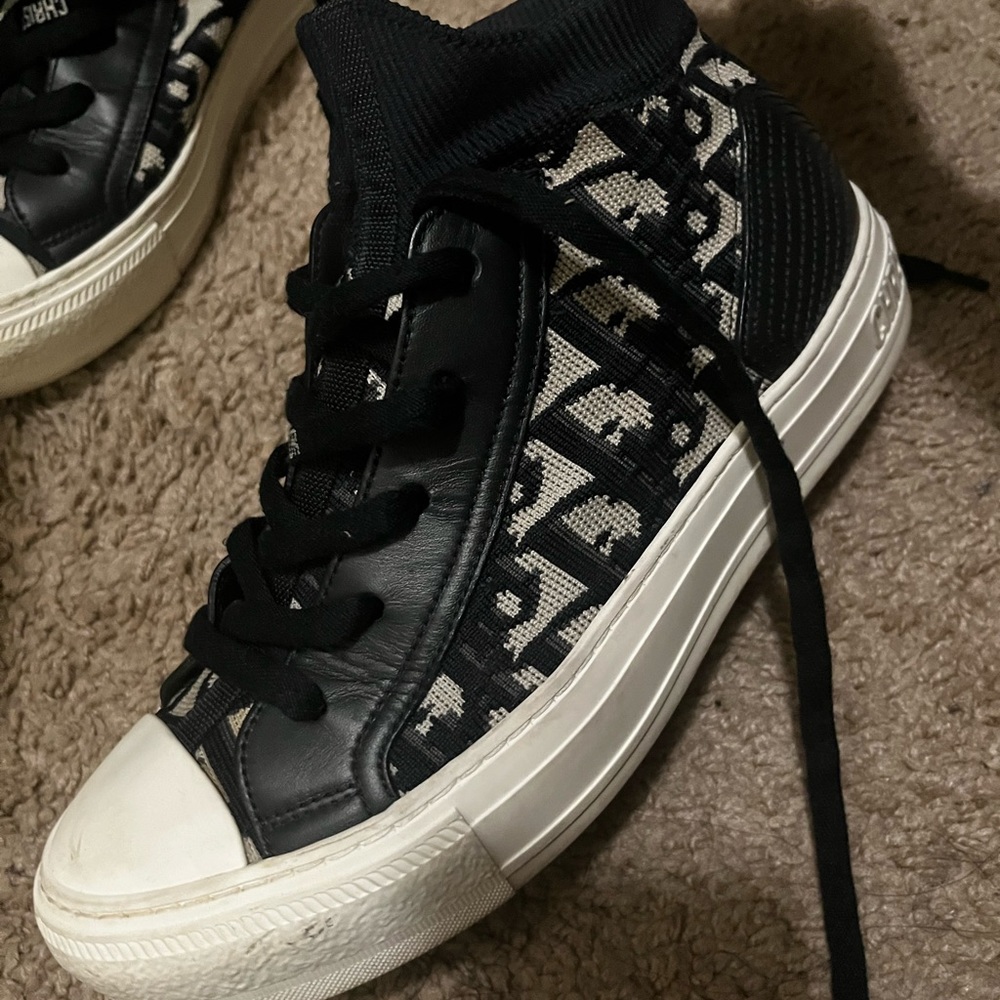 Walk in Dior sneaker